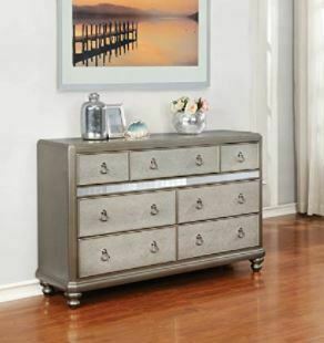 Types of Dressers: Bling Game 7-Drawer Dresser